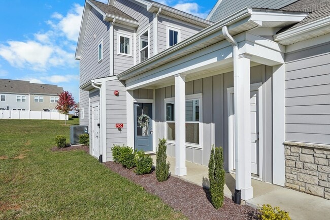 Photo - 1223 June Wilde Rdg