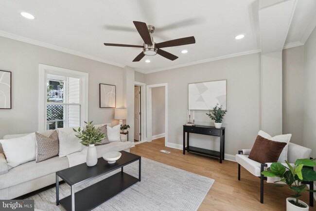 Photo - 4914 22nd St N