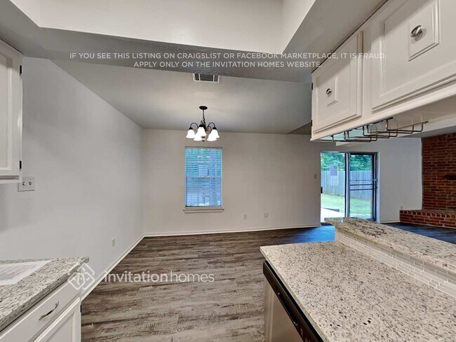 Photo - 14 S White Pebble Ct