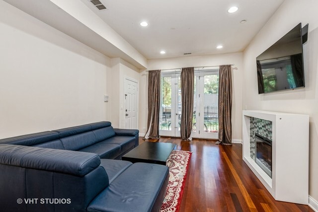 Photo - 3440 N Narragansett Ave Unit 1