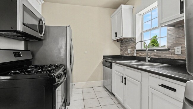 Photo - 3005 Arbor St