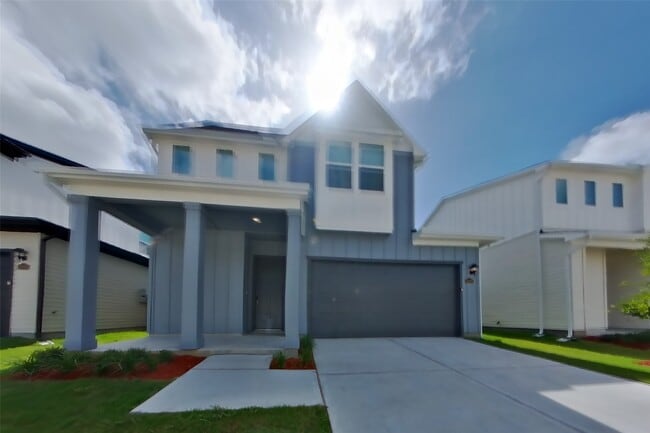Building Photo - 22605 Terrazzo Dr