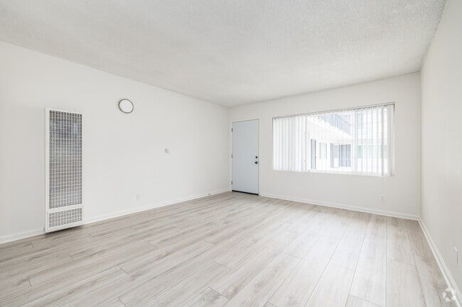 Studio - 400SF - Living Space