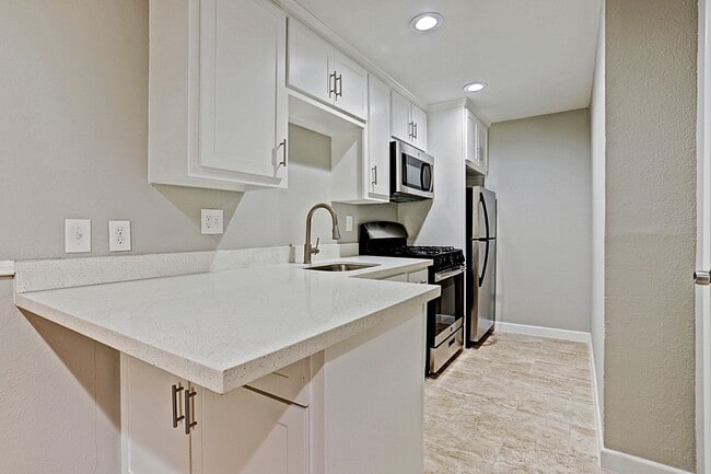 Photo - 2148 Harold St Apartment Unit 2