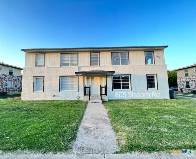 Building Photo - 805 Sissom Rd Rental