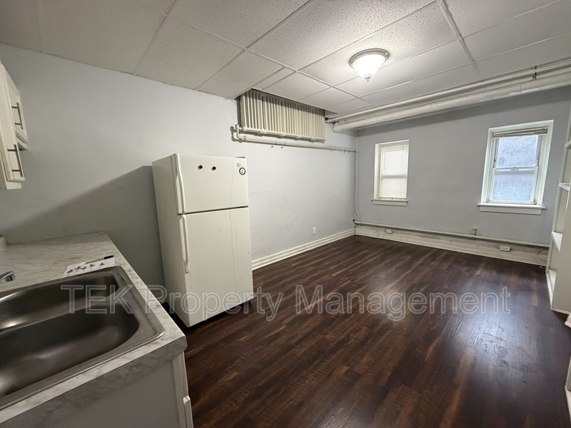 Photo - 189 Lake Ave