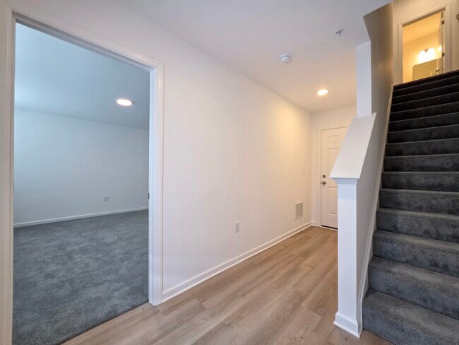 Photo - 2449 Spring Water Cir