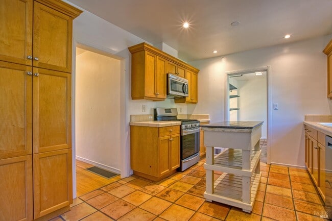 Photo - 56 Wild Iris Dr