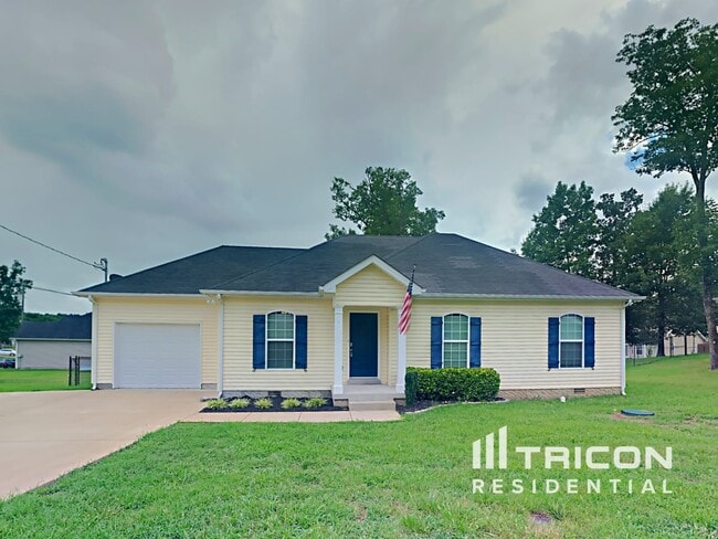 Photo - 414 Niagra Ln