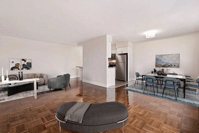 Photo - 2177 Avenue Road