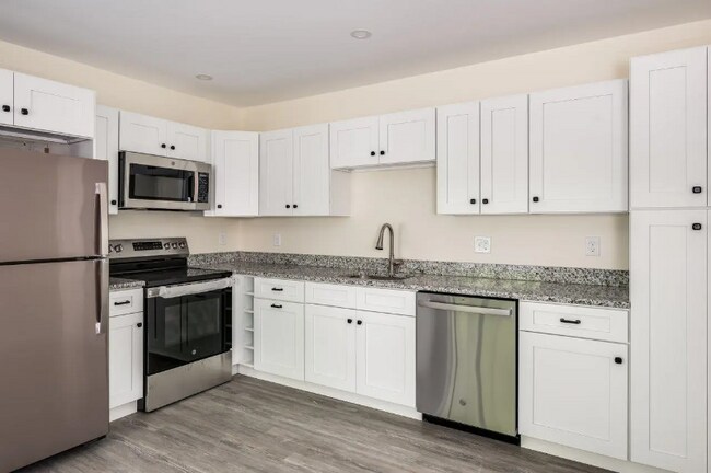 Photo - 725-727 Central Ave Unit 201