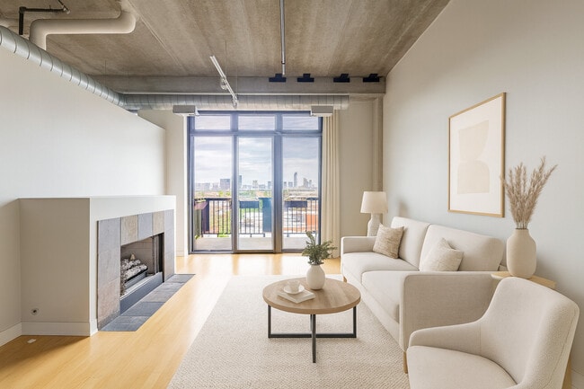 Photo - 811 W 15th Pl Unit 806