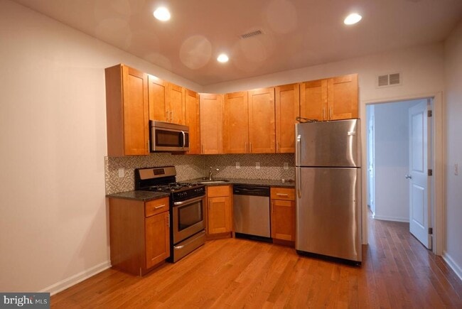 Photo - 1821 Willington St Townhome