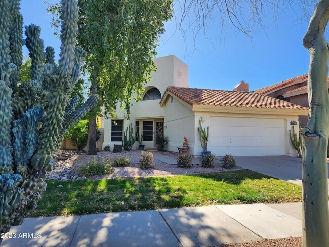 Photo - 6435 E Redmont Dr House