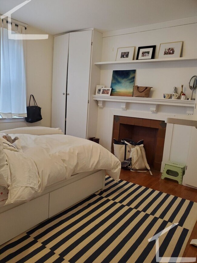 Photo - Coolidge Corners finest.......