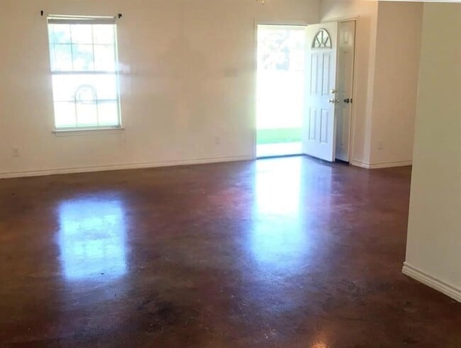 Photo - 90 County Rd 2269