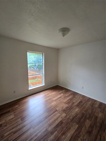 Photo - 2509 Birmingham Ave Unidad 202