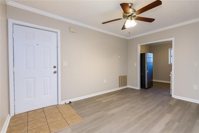 Photo - 953 Washington St SW Unidad 2