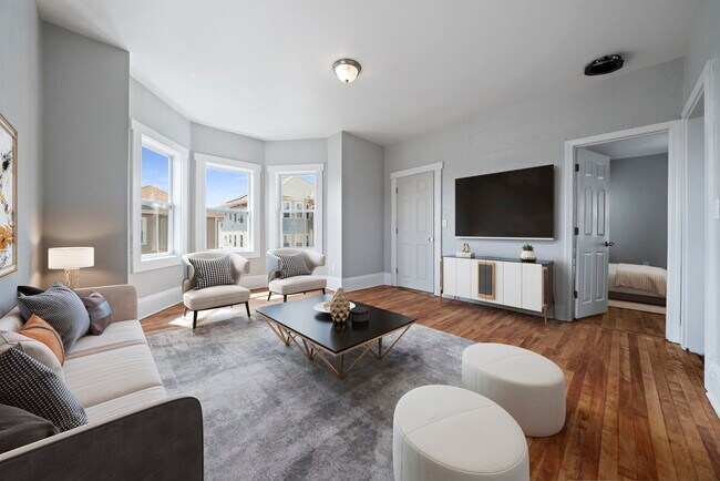 Photo - 12 Shamrock St