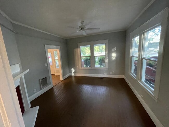 Photo - 145 S Webb St