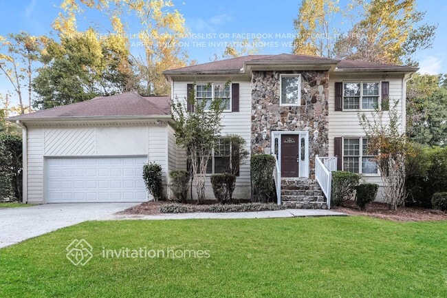 Building Photo - 2498 Quentin Dr