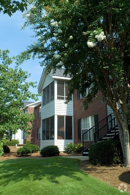 Greystone at Main Street