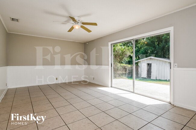 Photo - 196 Durrell Cir