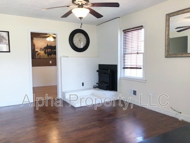 Photo - 7 Pembroke Ln