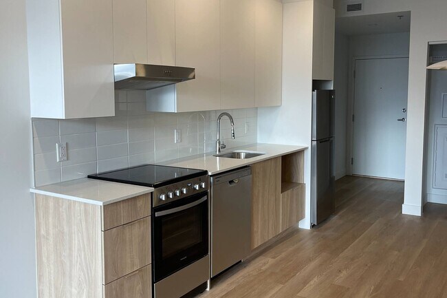 Photo - 1230 R. Bishop Unit 706