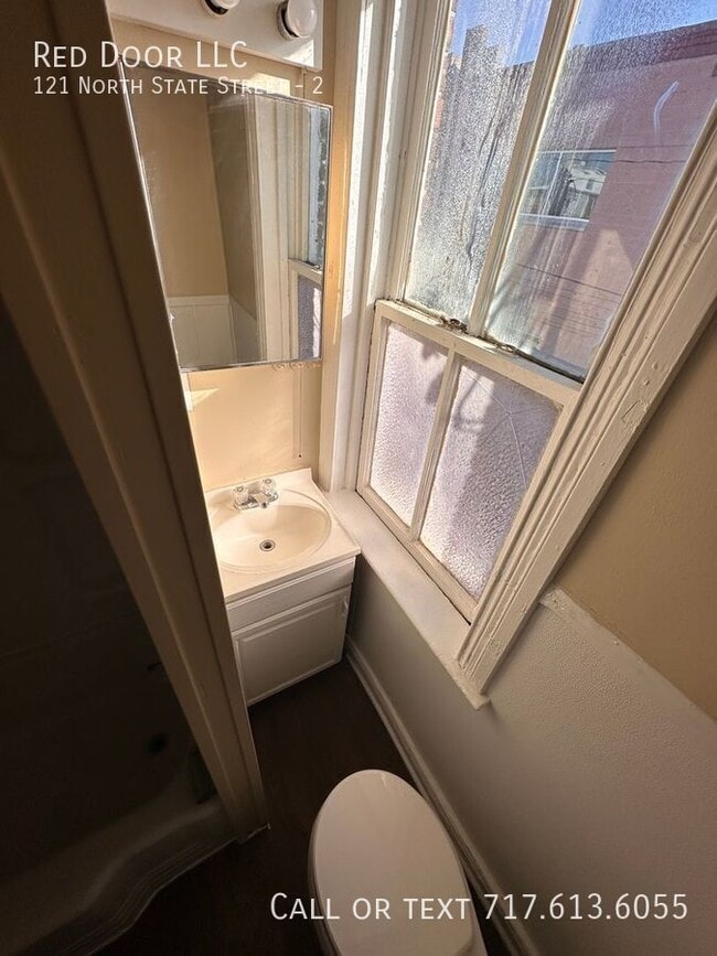 Photo - 121 N State St Unit 2