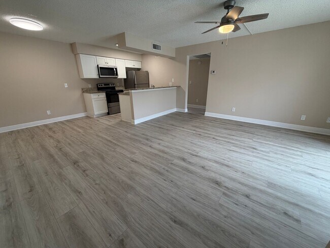 Photo - ANNUAL RENTAL - 1 BED / 1 BATH CONDO AT MYSTIC GARDENS