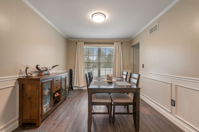 Photo - 200 Eagle Crest Dr