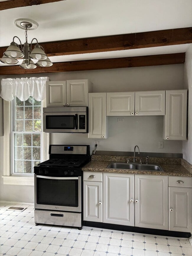 Photo - Historic Home in Northshore Chattanooga
