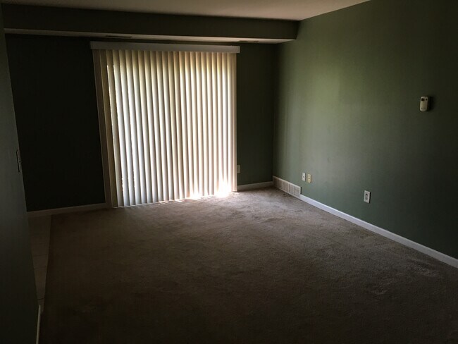 Photo - 45260 Keding St Unidad #303