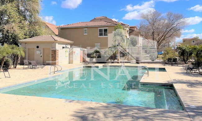 Building Photo - 4321 E Jasper Dr