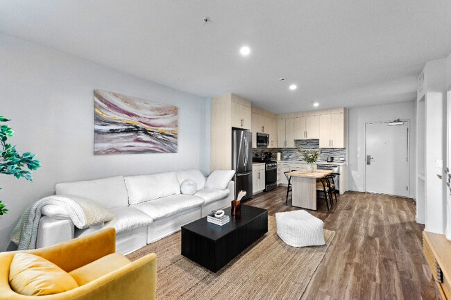 Photo - 639 N Fairfax Ave Apartment Unit 212