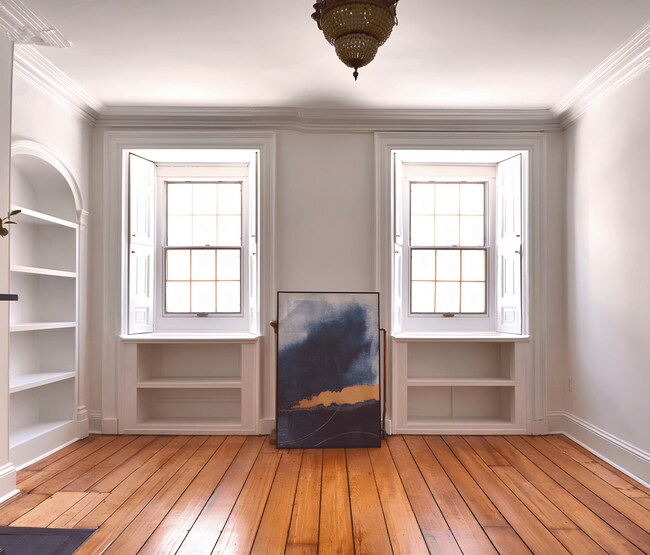 Photo - 1352 Hollis Street