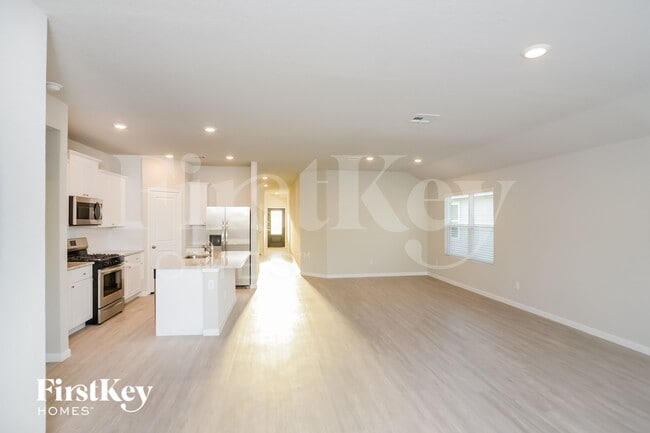 Photo - 1839 Morse Way