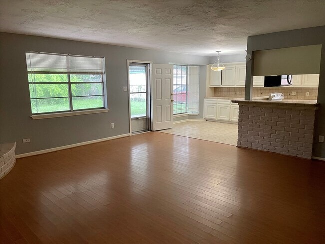 Photo - 15803 Baytree Dr