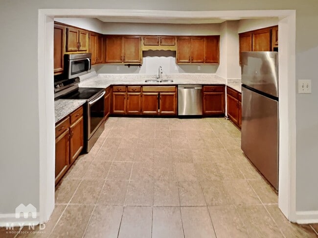 Photo - 6827 Starkenburg Ln