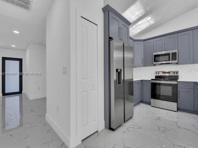 Photo - 5117 24th St SW Unit .