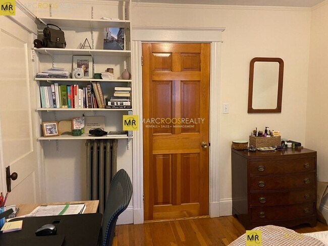 Photo - 21 Sartwell Ave