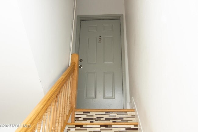 142 Morris Ave
