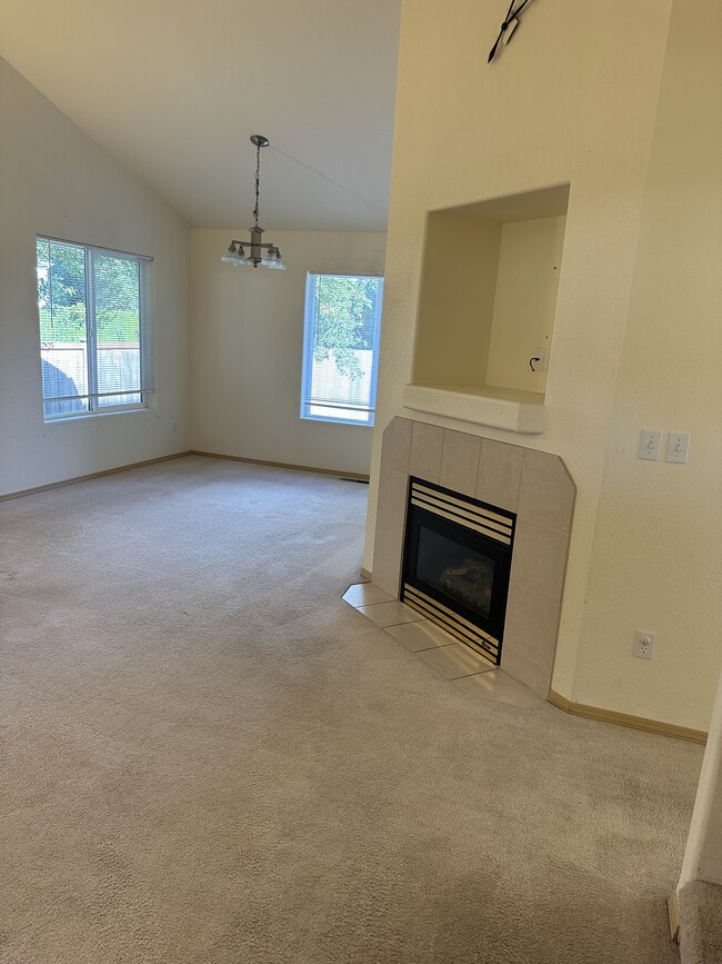 Photo - 4510 Carver St SE