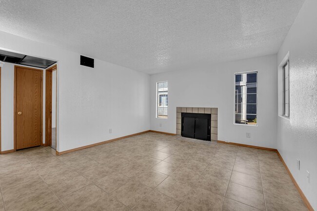 Photo - 1859 Dwarf Star Dr