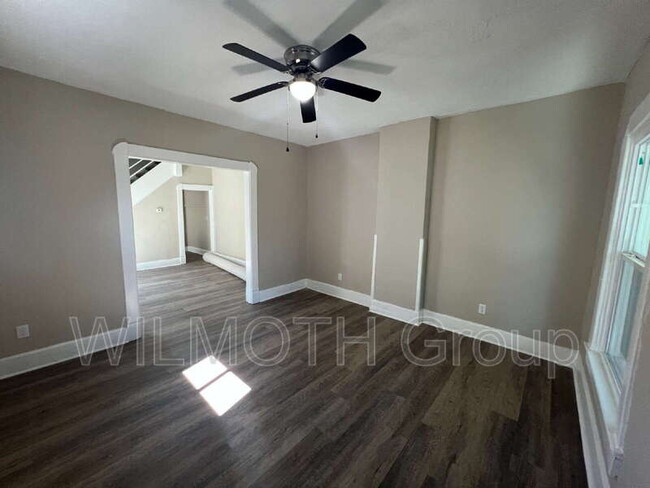 Photo - 3236 Graceland Ave