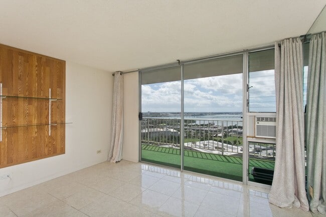 Photo - 1 Bed 1 Bath 1 Parking in Lele Pono - spectacular unobstructed view of Pearl Harbor! Unit 2106