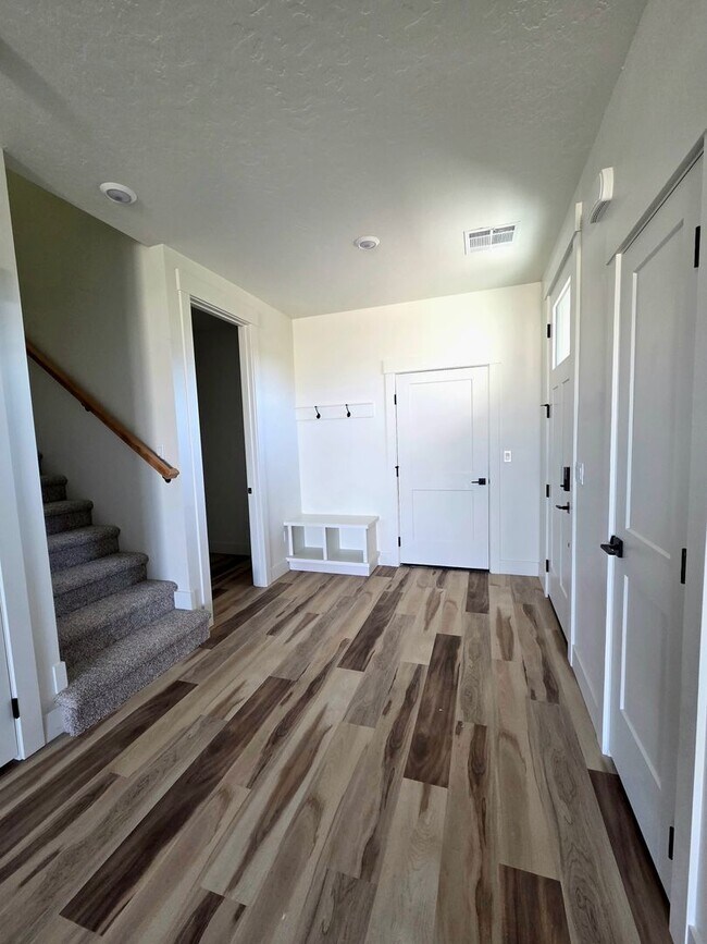 Photo - 363 Eden Rose St Unidad 363 B Eden Rose Street