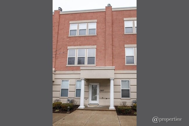 Building Photo - 7307 Franklin Street