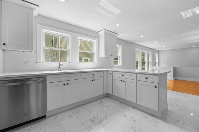 Photo - 170 Calumet St Unit 1